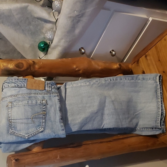 American Eagle Jean's - Picture 2 of 4